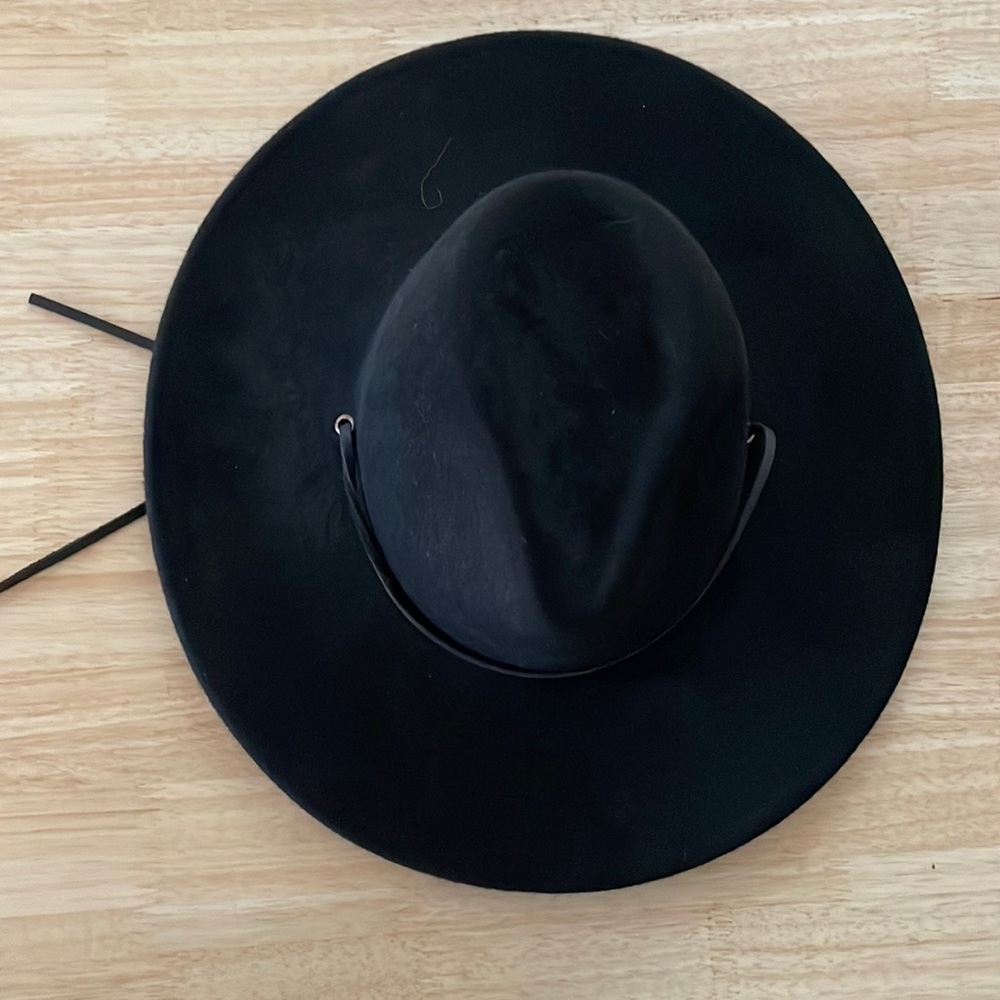 brixton wide brim hat with ties
